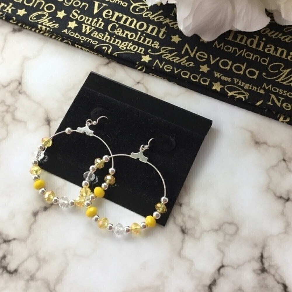 Glass Bead and Opal Yellow Earrings - Picture 4 of 5